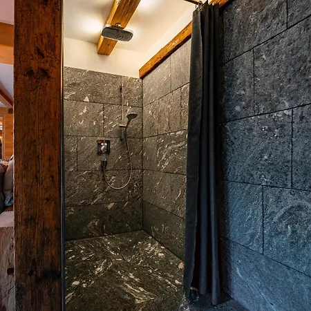 דירה Bergromantik Harmonie Mit Sauna, Whirlpool Und Bergblick מרקטשלנברג